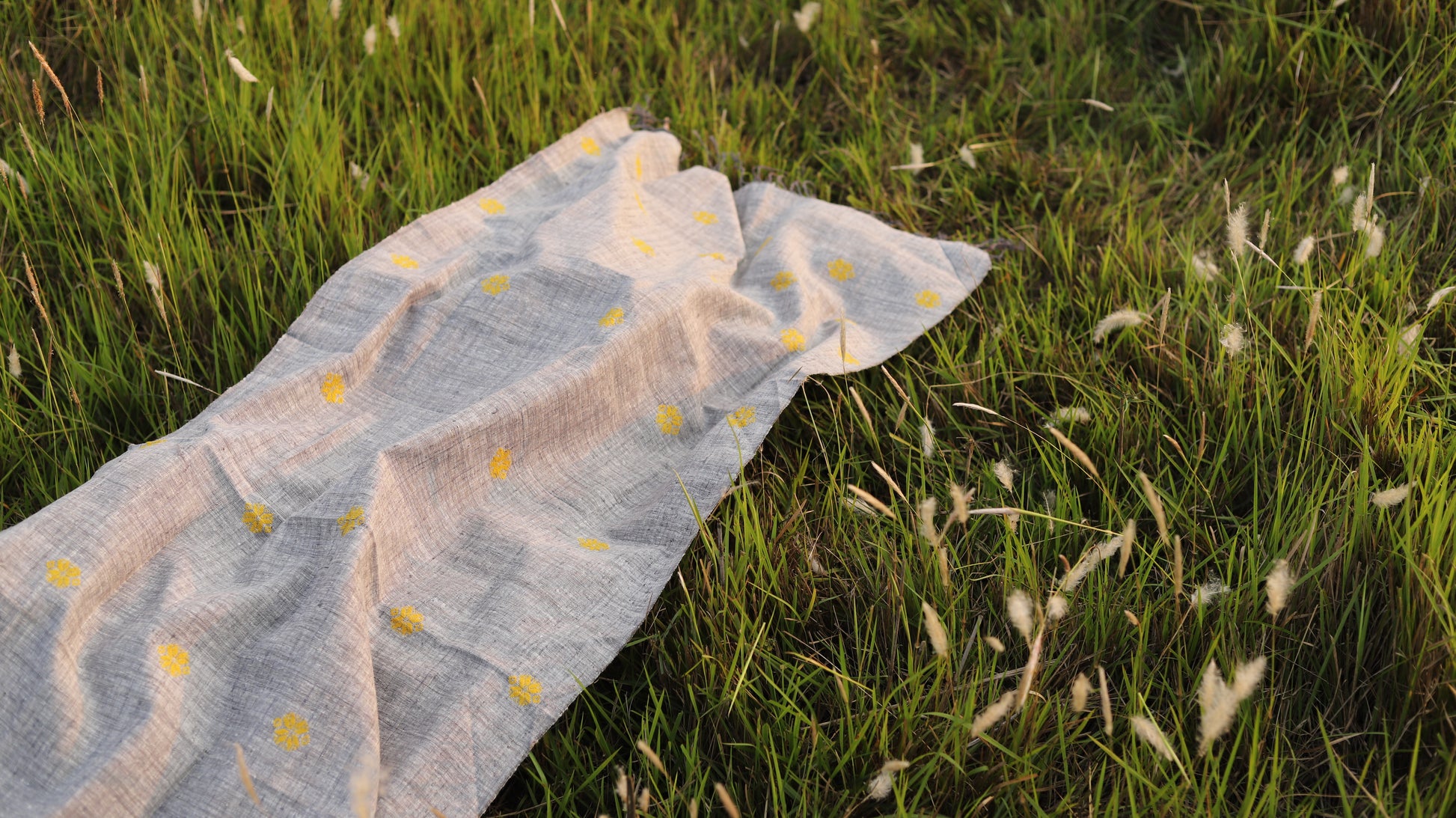 Casual Gray Eri Silk Stole - TATI 