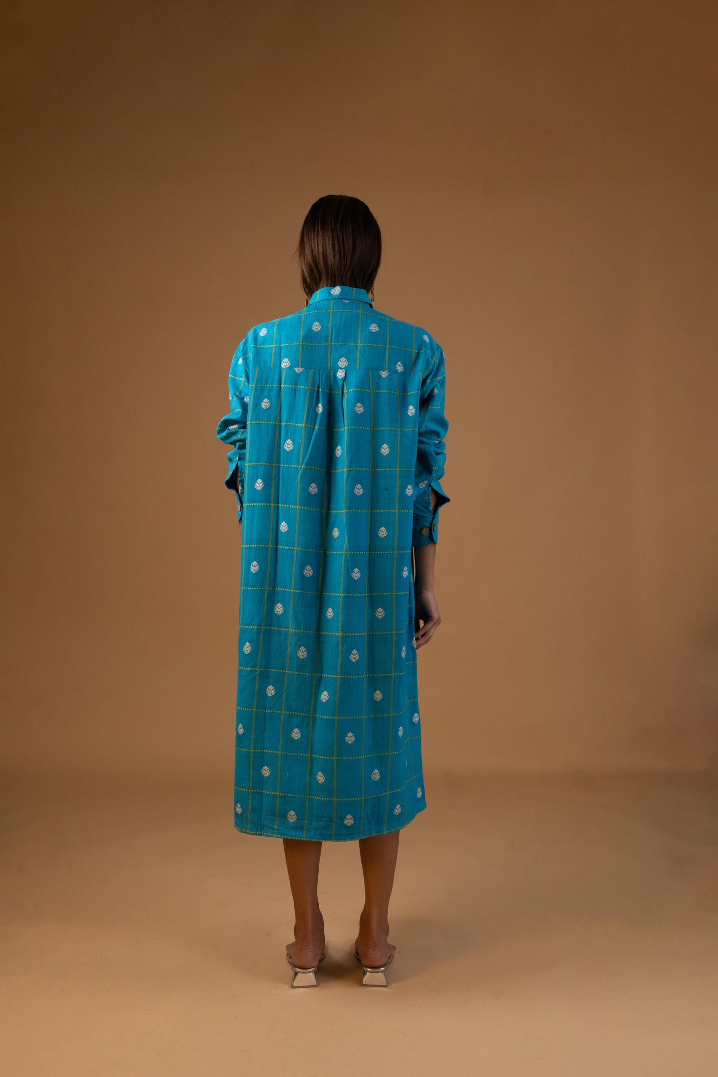 Akakhi (আকাশী) Relaxed Fit Midi Shirt Dress