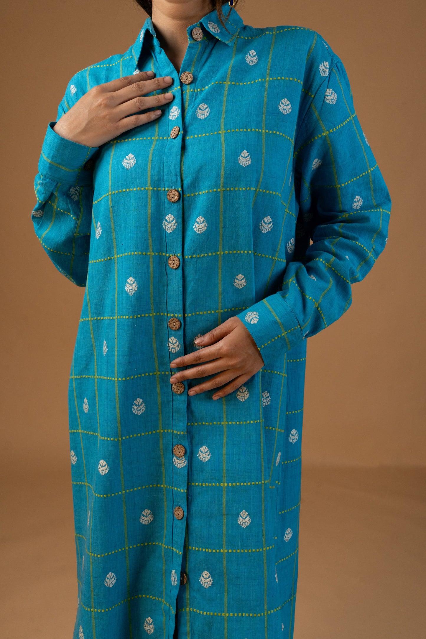 Akakhi (আকাশী) Relaxed Fit Midi Shirt Dress