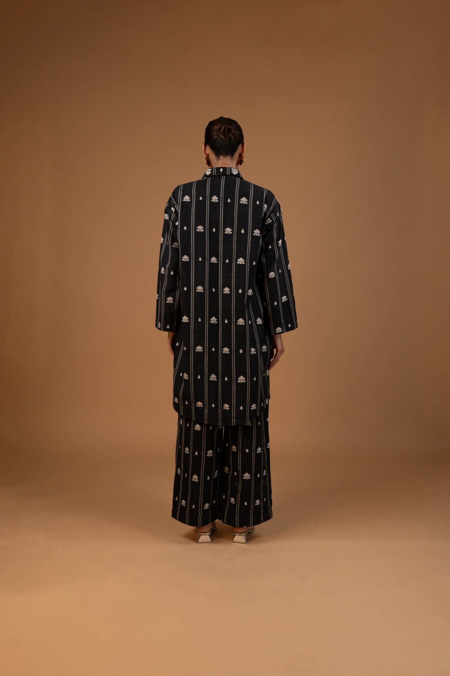Nisagondhi (নিশাগন্ধী) Relaxed Coord Set