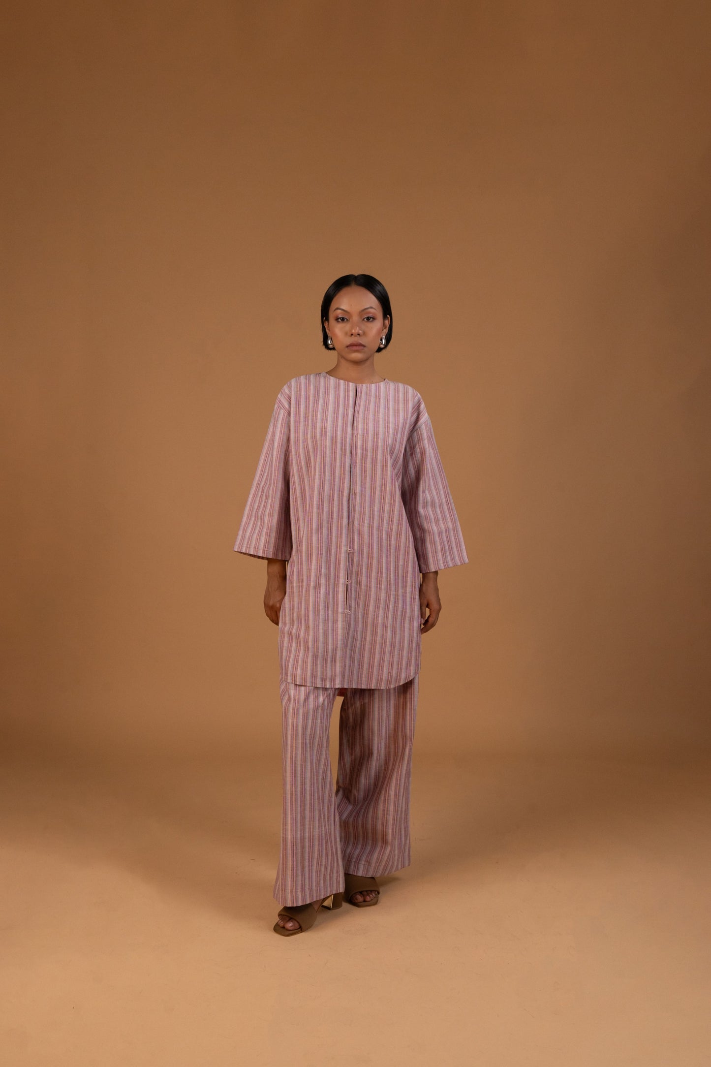 Oinitom (ঐনিতম) Kurta Set